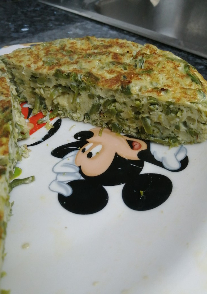 Una foto de Tortilla de espárragos silvestres