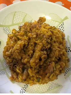 Una foto de Paella con puntillitas