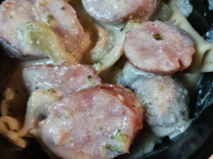 Simple Way Prepare Recipe Sausage Broccoli Pasta Alfredo that is Delicious, Appealing}