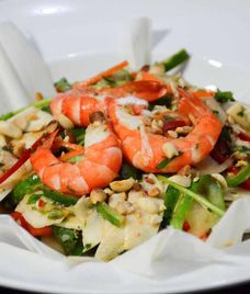 gỏi củ hủ dừa tôm thịt