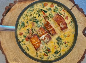 Foto principal de Salmón con nata