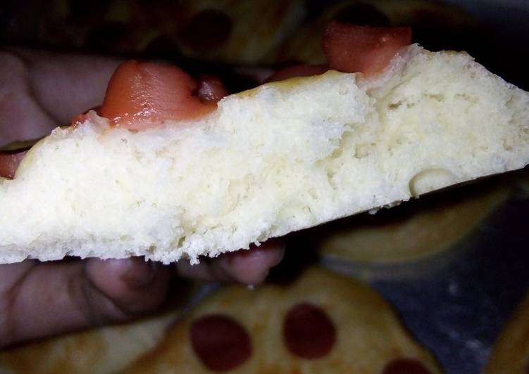 Roti pizza mini simple tapi empuk bisa disimpan difreezer