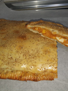 Una foto de Empanada atún y huevo