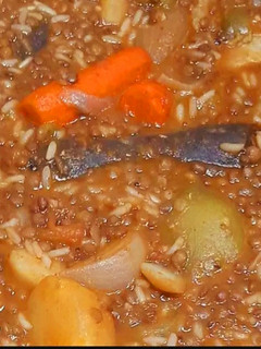 Una foto de Lentejas con arroz, morcilla y chorizo