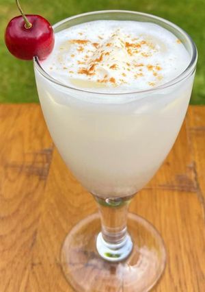 A picture of Cream lassi Punjabi style.