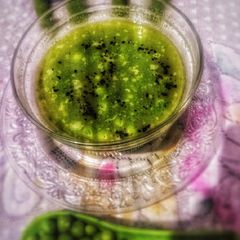 A picture of #peas-coriander soup.