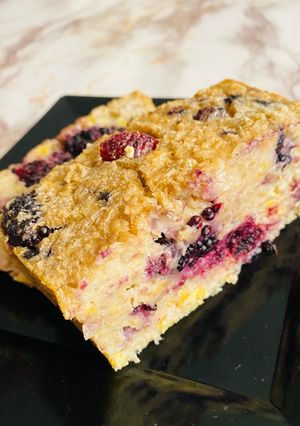 Una foto de Flan de avena y moras