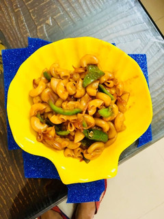 स्पाइसी मैकरोनी (Spicy macaroni recipe in hindi) रेसिपी मुख्य फोटो