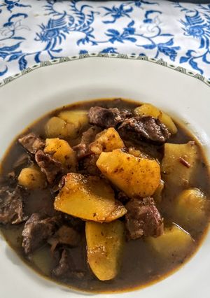 Una foto de Papas con carne