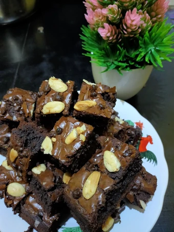 Cara Mudah Membuat Resep Brownies fudgy shiny glowing wkkwkwkw yang Uenak Anti Ribet, Sempurna