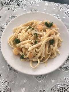 Una foto de Linguinis con camarones
