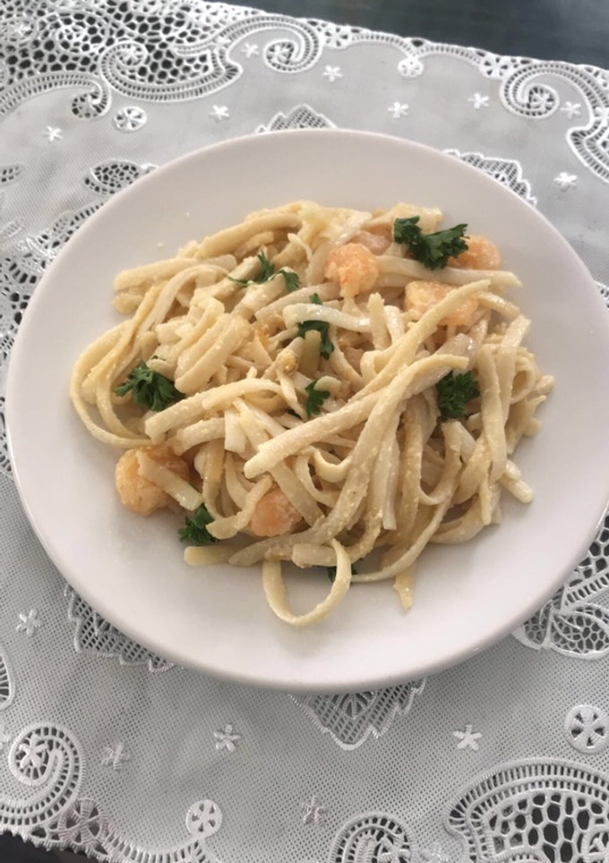 Una foto de Linguinis con camarones