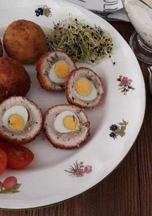 Una foto de Albóndigas con huevo