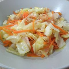 A picture of 虾米炒包菜 Stir-fried Cabbage with Dried Shrimp.