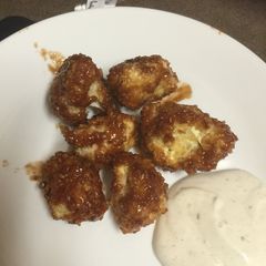 A picture of Cauliflower "wings".