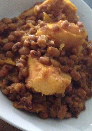 A picture of Beans and Yam.
