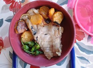 Foto principal de Cogote de Merluza al Horno con patatas