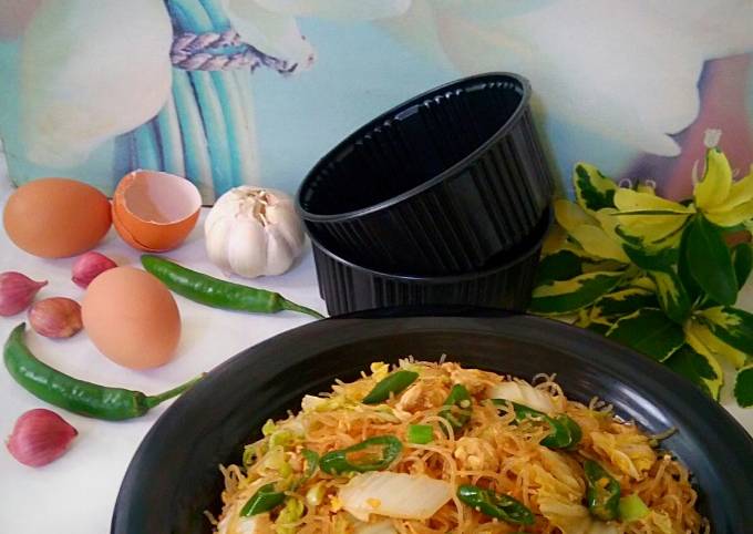 Cara Gampang Menyiapkan Bihun Goreng Cabe Ijo, Lezat Sekali