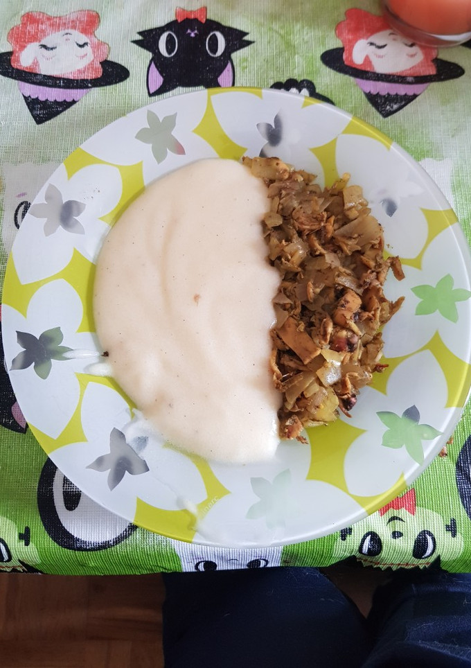 Una foto de Chipirones con curry y puré de patata