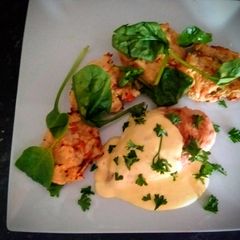 Celeriac veggie burgers & chicken with cheese sauce A picture of Celeriac veggie burgers & chicken with cheese sauce.