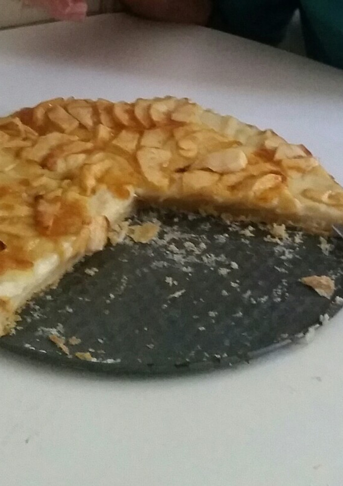 Una foto de Hojaldre de manzana con crema pastelera