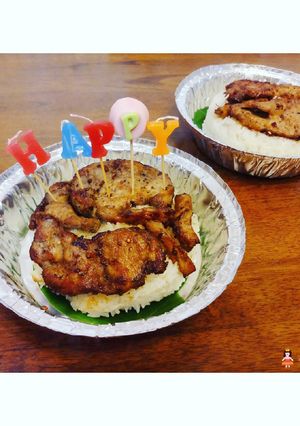 รูปของ เค้กข้าวเหนียวหมูทอด,,,🎂🍚🐷🍚🎂