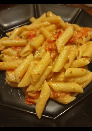 Une photo de Penne à la Feta ou Burrata