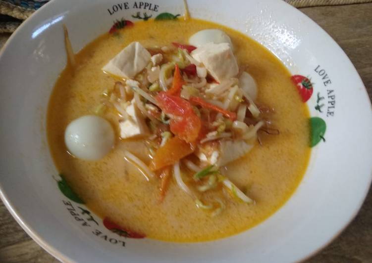 159) Tahu Telur Puyuh Kuah Santan