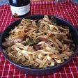Tagliatelle integrales con espárragos trigueros y piñones con falso pesto de albahaca