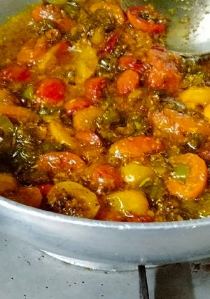 गुलाबी करौंदे की सब्जी(gulabi karonde ki sabzi recipe in hindi) रेसिपी मुख्य फोटो