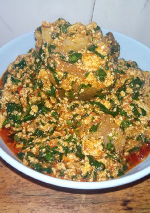 A picture of Egusi soup.