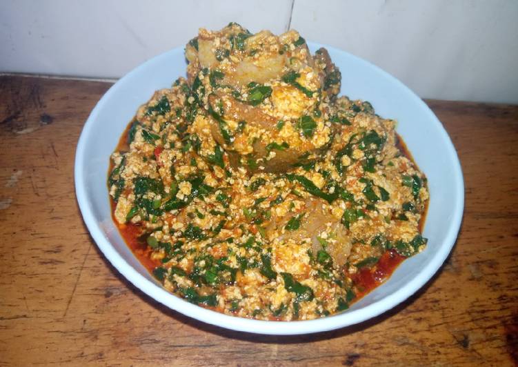 Learn How To Egusi soup