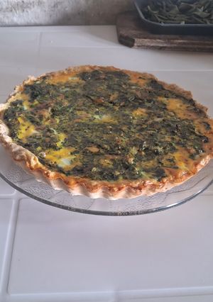 Una foto de Tarta de espinaca y pollo 🥬🍗