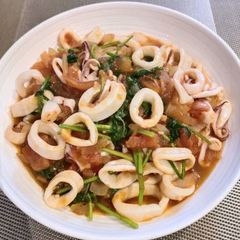 A picture of Sauteed Squid.