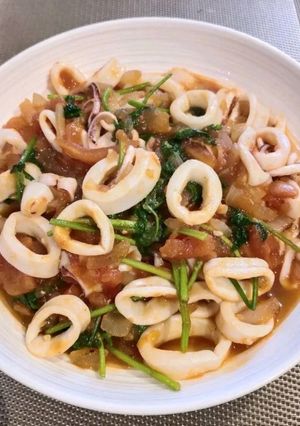A picture of Sauteed Squid.