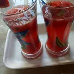 A picture of Strawberry mojito.
