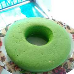 Bolu Pandan kukus রেসিপির প্রধান ছবি