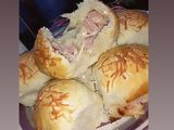 Pancitos rellenos de jamón y queso