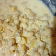 A picture of Doodh pakori.