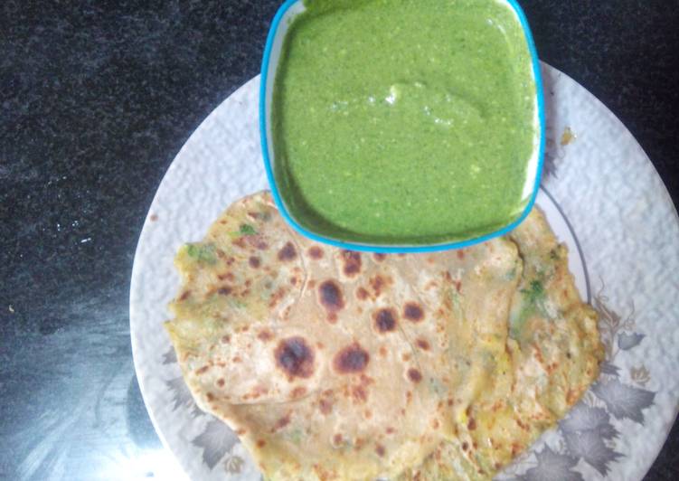 Simple Way to Cook Ultimate Aloo paratas with Green Mint Yoghurt Chutney