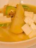 Sopa de lentejas y queso