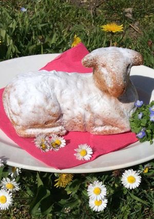 Une photo de Lamele ou Agneau Pascal