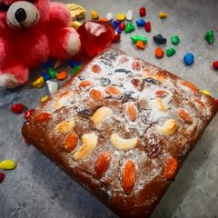 Eggless and winless Christmas cake A picture of Eggless and winless Christmas cake.