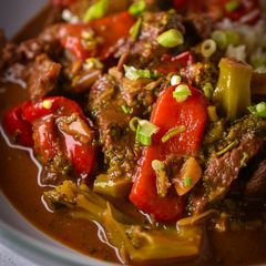 A picture of Beef In Oyster Sauce.