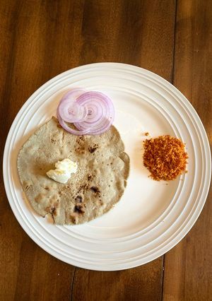 A picture of Shenga chutney (Peanut powder chutney).