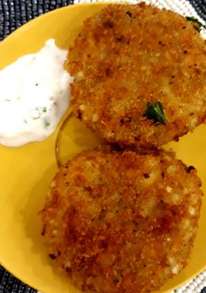 A picture of Potato tikki.