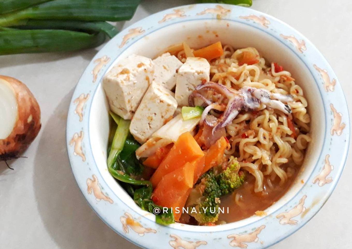 Mie kuah tomyam