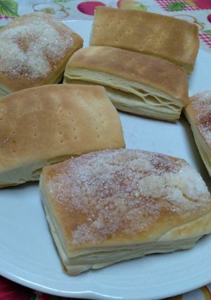 Una foto de Tortitas de manteca de hojas 🧉😜