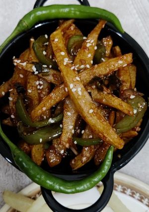 A picture of Honey Chili Potato.