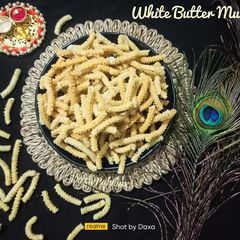 A picture of White Butter Murukku (white Butter Chakli).